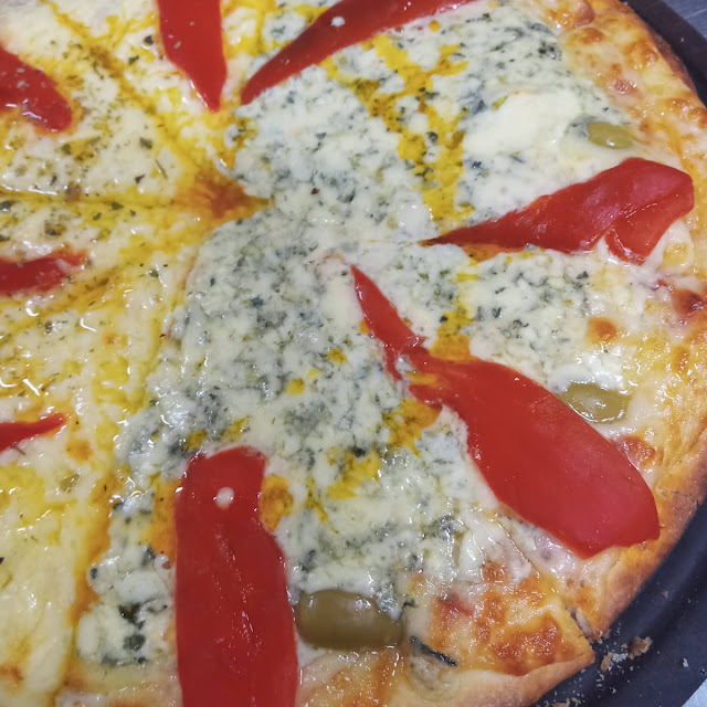 Mitad Roquefort Mitad Napo Especial