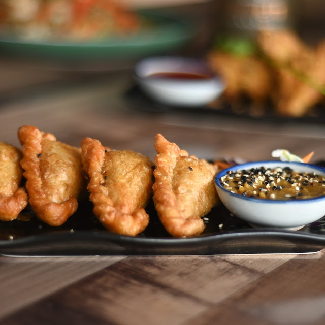 4pcs Curry Puffs