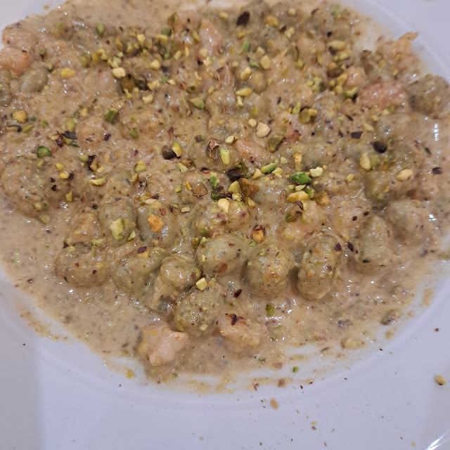 Gnocchetti Di Ortica Con Mazzancolle E Granella Di Pistacchio