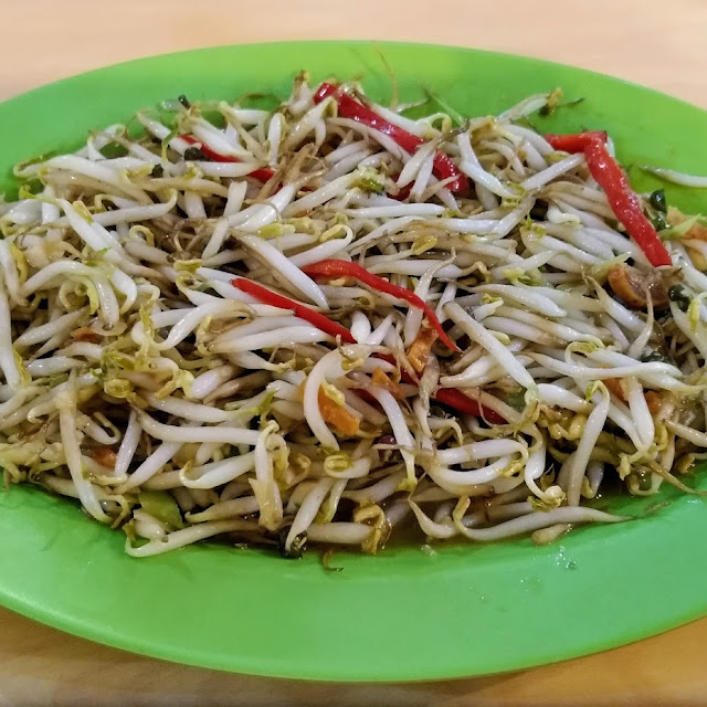 Toge Ikan Asin