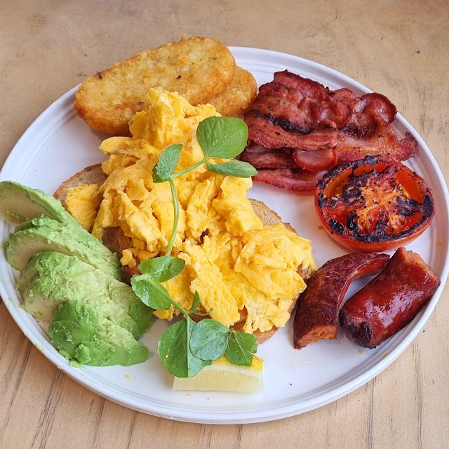 Kids Scrambled Eggs w Bacon