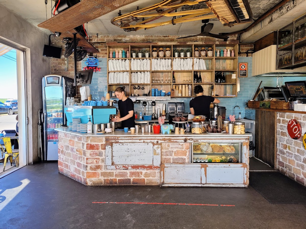 Pool Coffee Eatery
