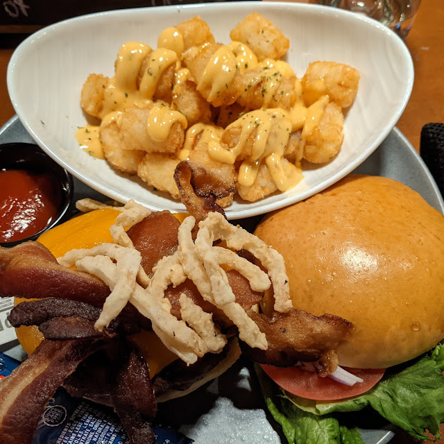 BBQ Burger w Spicy Tots Instead of Fries
