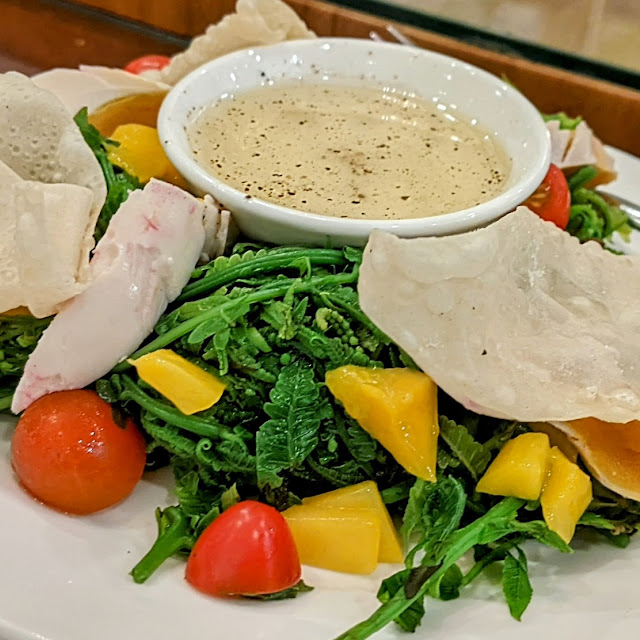 Pako Salad