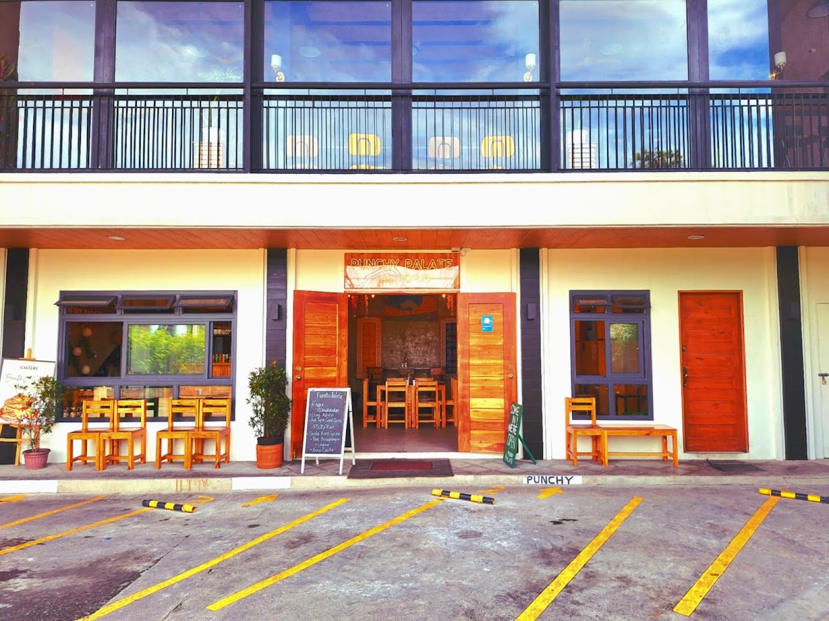 Punchy Palate Gastropub