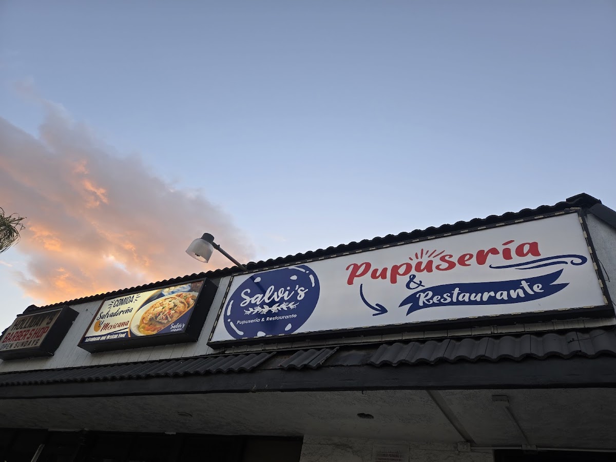 Pupuseria Salvi’s Rialto