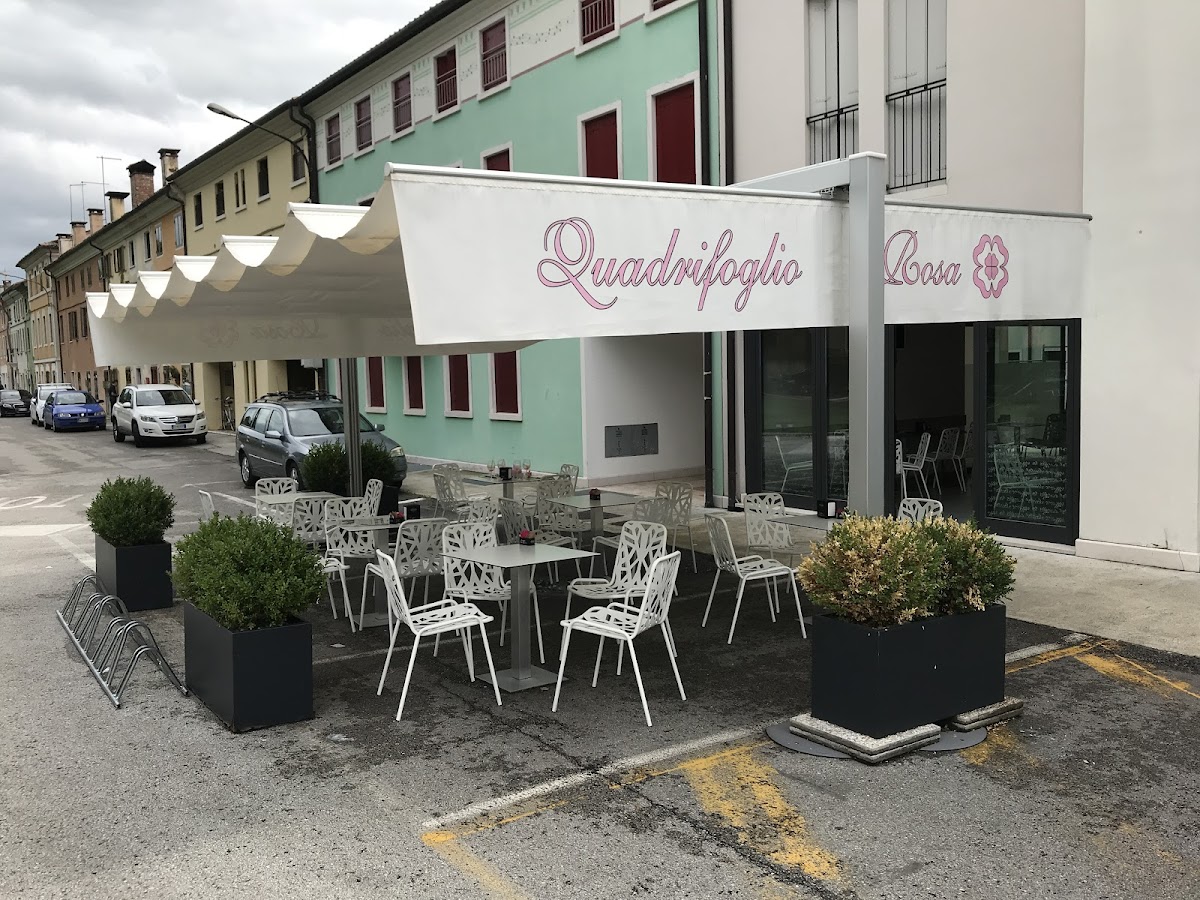 Quadrifoglio Rosa