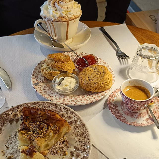 Scones