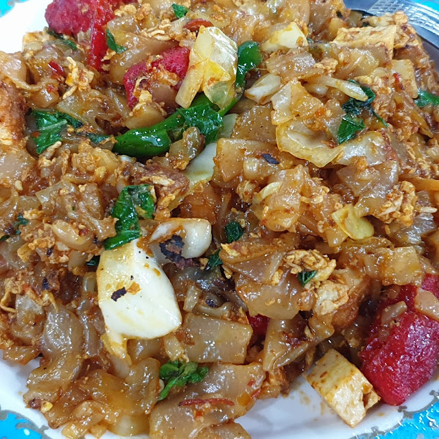 Kuih Teow Goreng