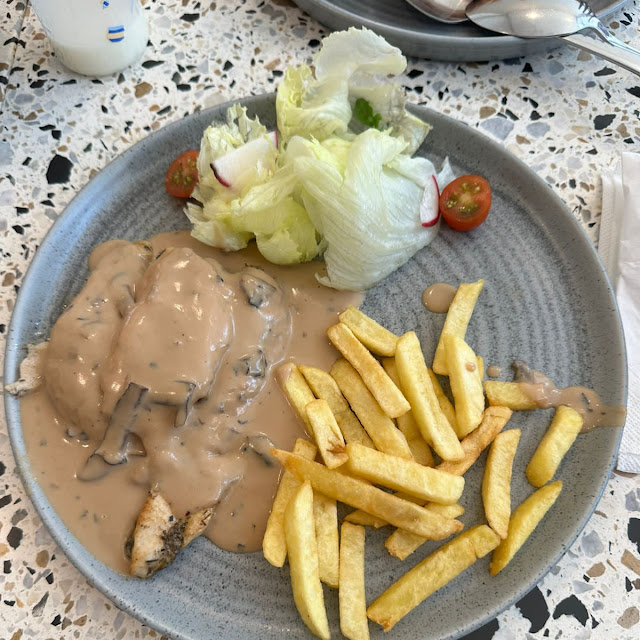Grilled Chicken Mushroom Sauce
