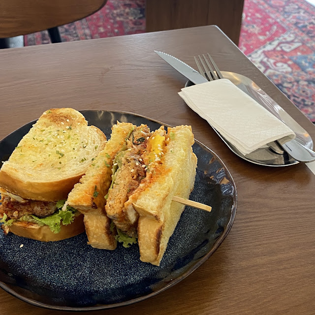 Kimchi Hambugu Sandwich