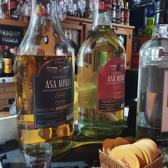 Cachaça de Tipos Variados