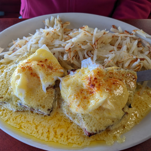 Eggs Benedict