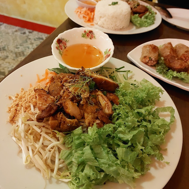 Grilled Chicken Pho