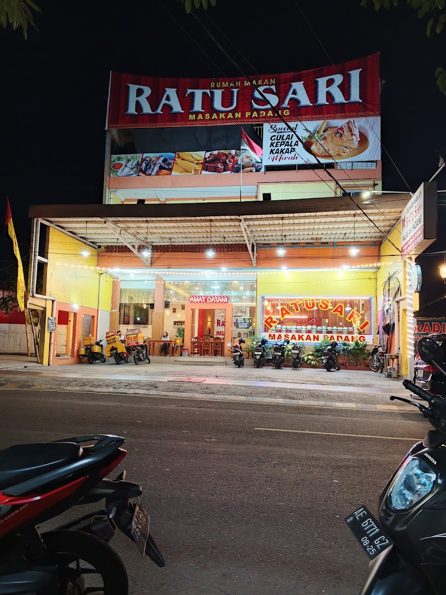 “Ratu Sari” Padang Restaurant