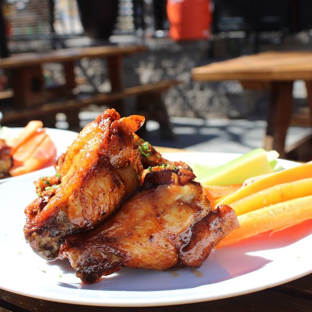 House Smoked Chicken Wings