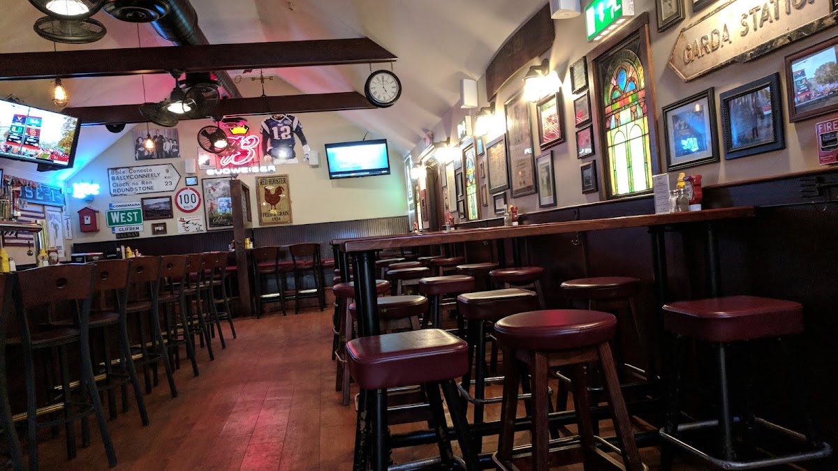 Red Rooster Bar and Grill