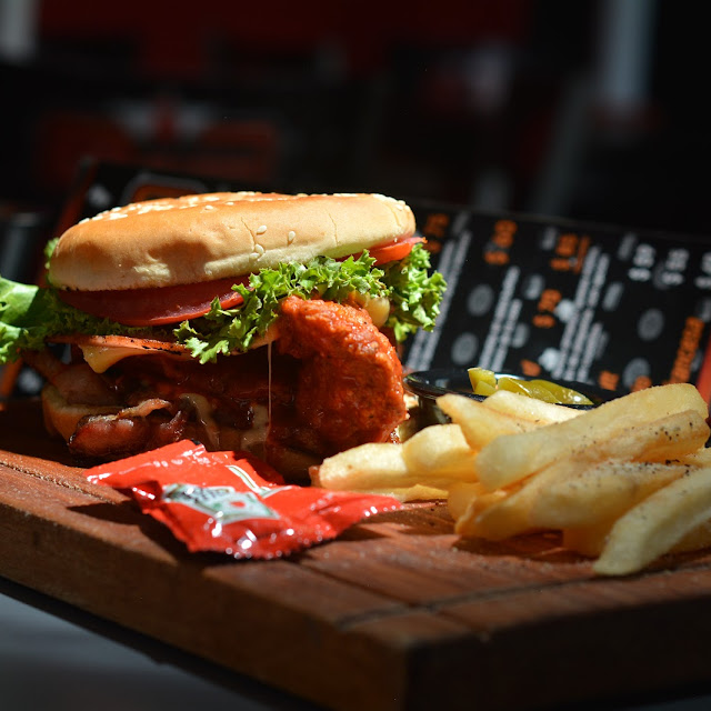 Burger de Pollo Buffalo