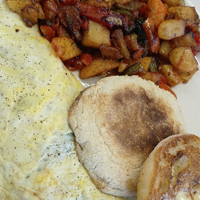 Broccoli Cheese Omelette