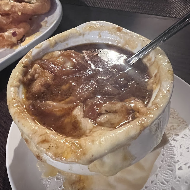 French Onion Soup w Entree