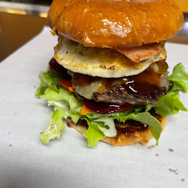 The Lot Burger