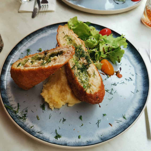 Poulet À la Kiev