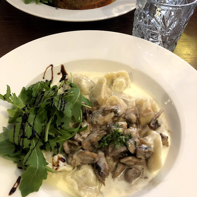 Pelmeni with Mushrooms