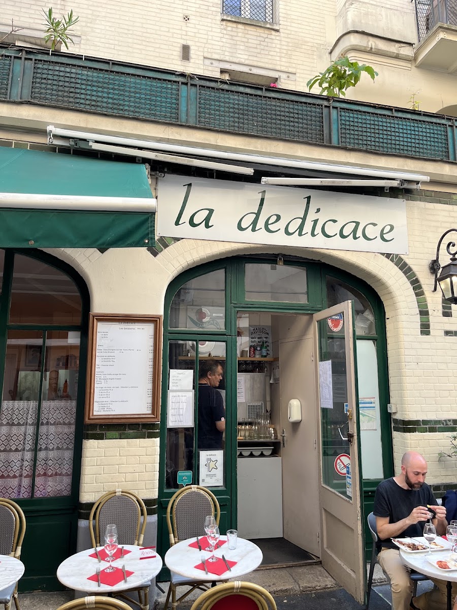 Restaurant La dédicace avec terrasse