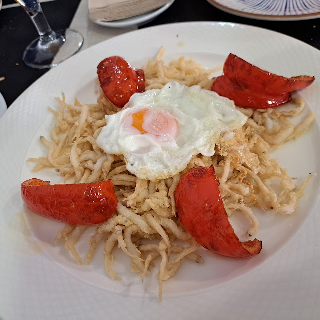 Chanquetes Con Huevo Frito