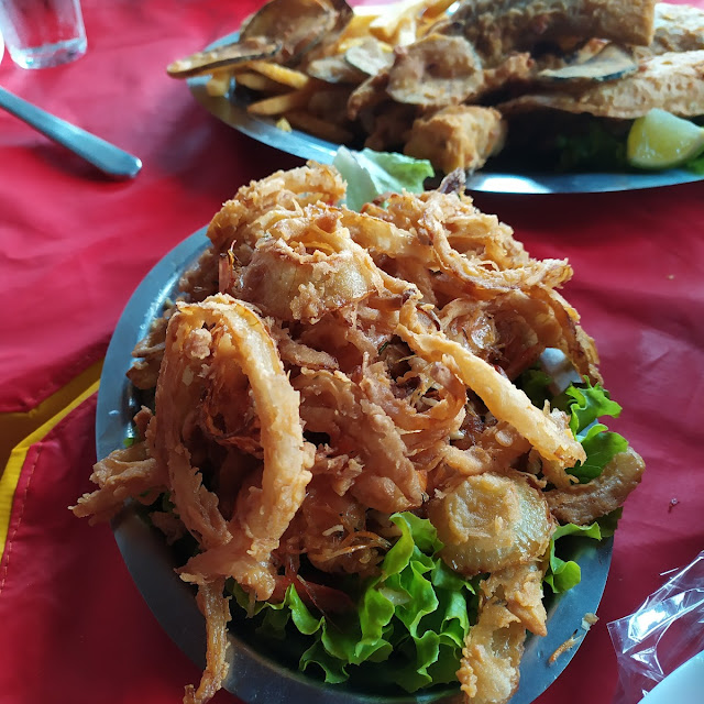 Camarão à Paulista Com Cebola à Milanesa