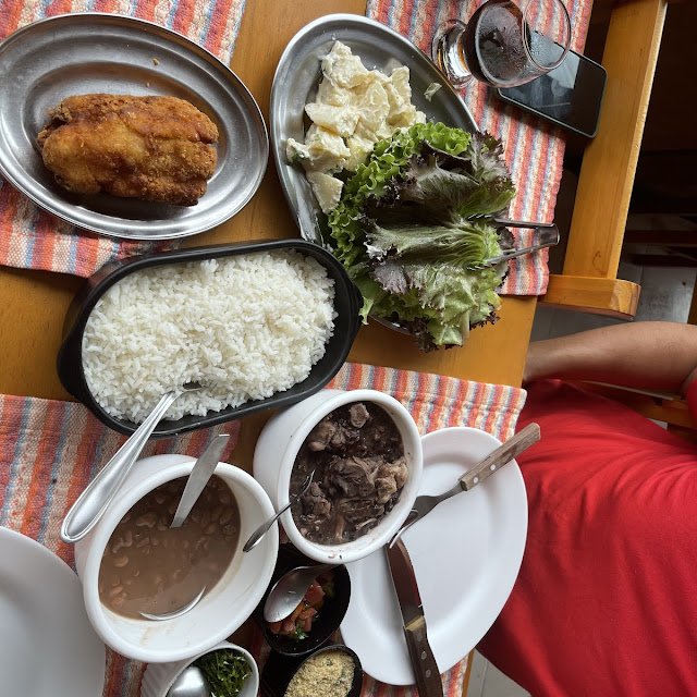 Executivo de Feijoada E de Tilápia Fi
