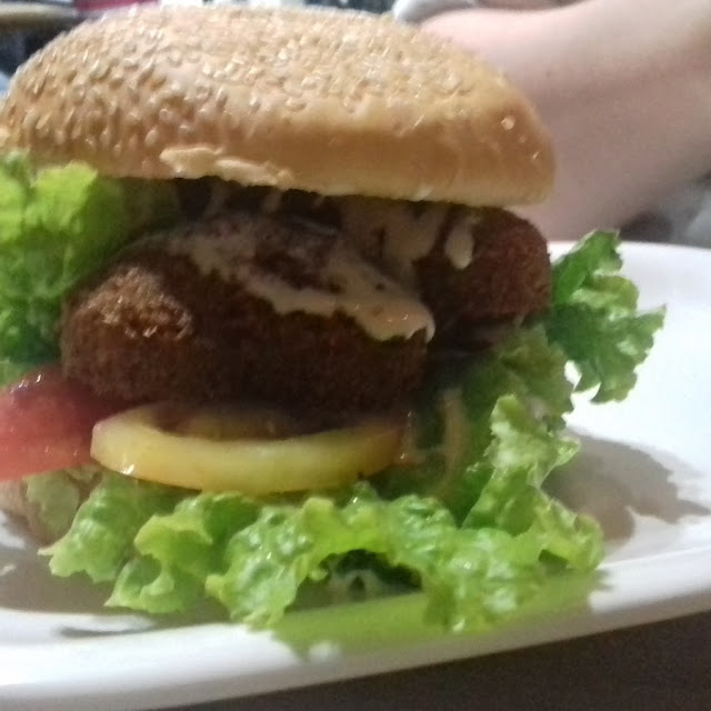 Lanche de Falafel