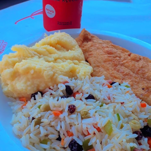 Filé de Peixe Arros A La Grega E Purê de Batata
