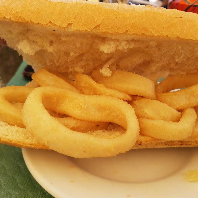 Bocadillo de Calamares Super Rico