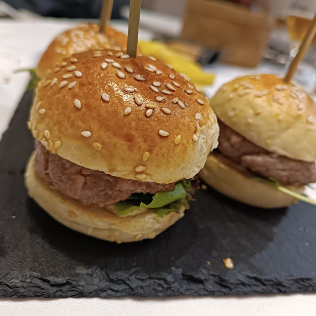 Hamburguesa de Salchichón