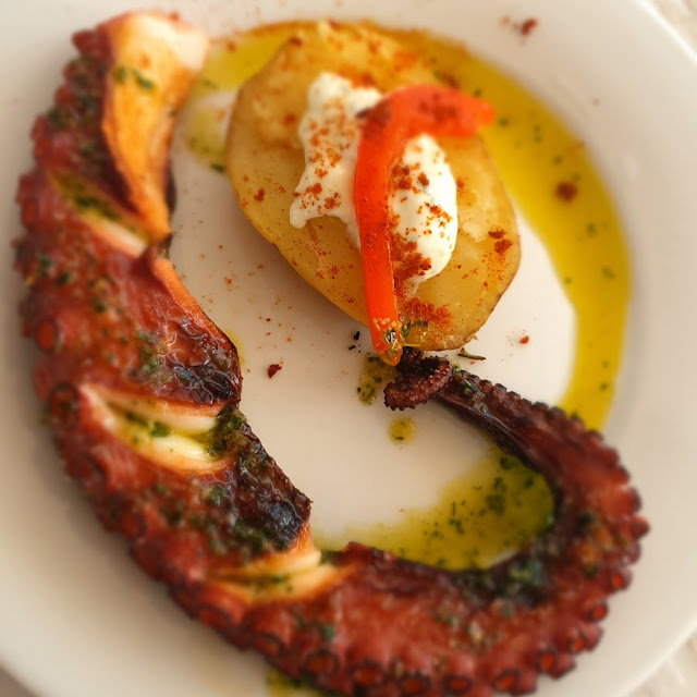 Pata de Pulpo A la Brasa