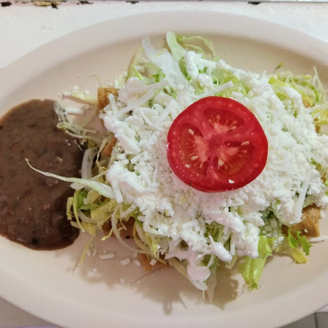 Tacos Dorados de Pollo