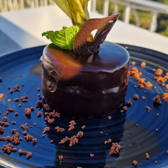 Creamy Chocolate Cake