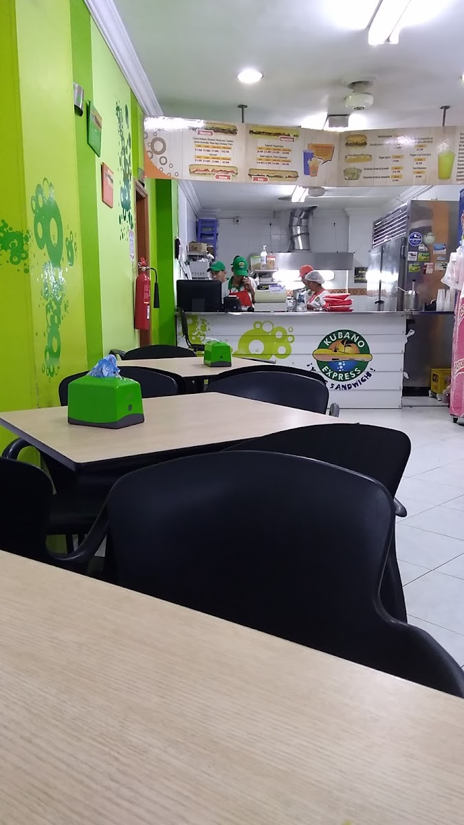 Restaurante 'Sandwich Kubano Express'