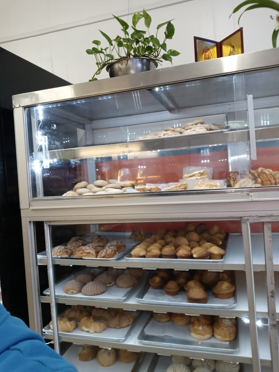 Restaurante y Panaderia Sabor Latino