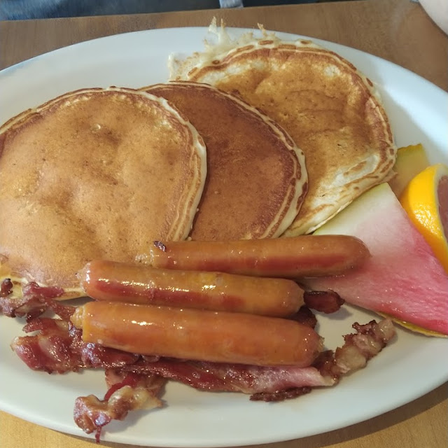 Crêpes Bacon Sausage