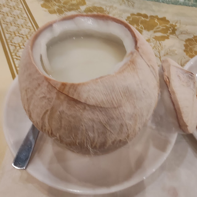 King Coconut with Avocado