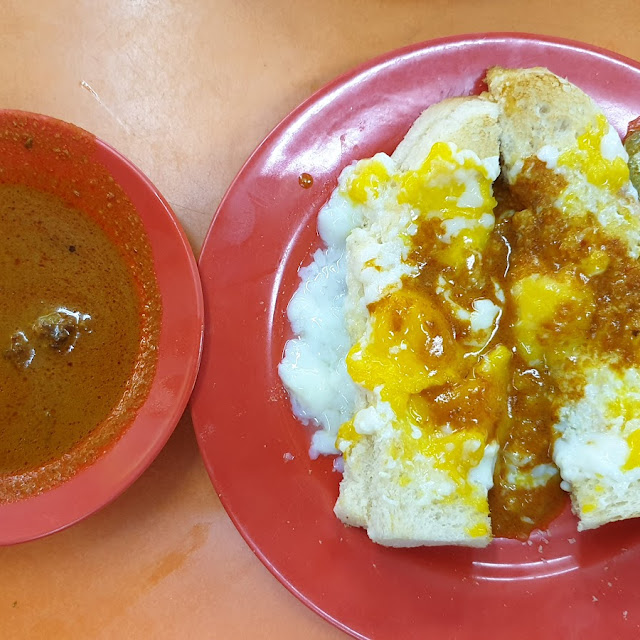 Roti Bakar Telur Setengah Masak
