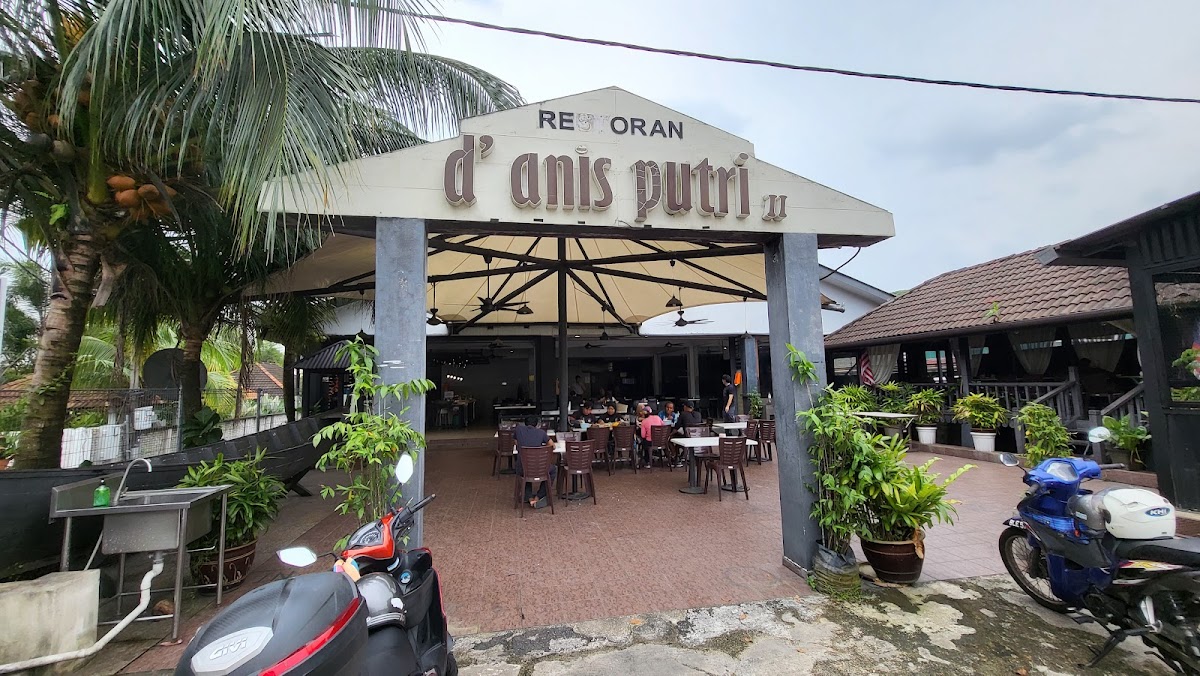 Restoran D'Anis Putri 2