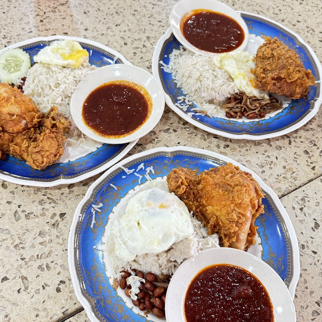 Roti Tampal Serve with Dhall Only