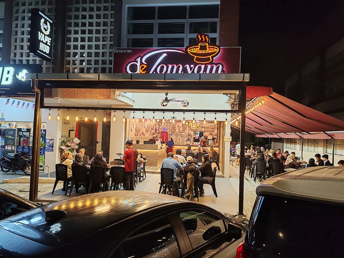 Restoran De Tomyam Elmina