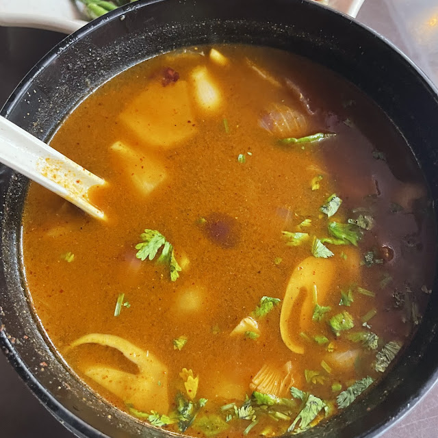 Tomyam Ayam
