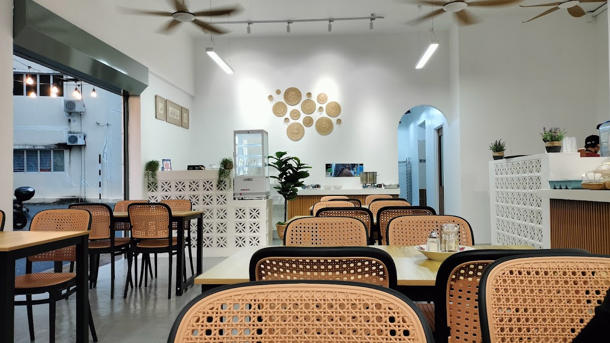 Restoran Kayu Manis Setia Alam