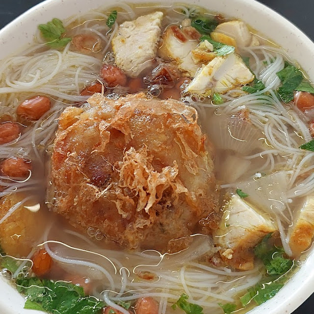 Bihun Sup Dan Bergedil
