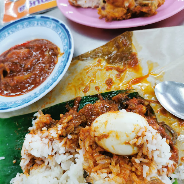 Nasi Lemak Bungkus